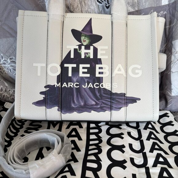 Marc Jacobs The Wicked Witch Leather Medium Tote Bag - Picture 1 of 8